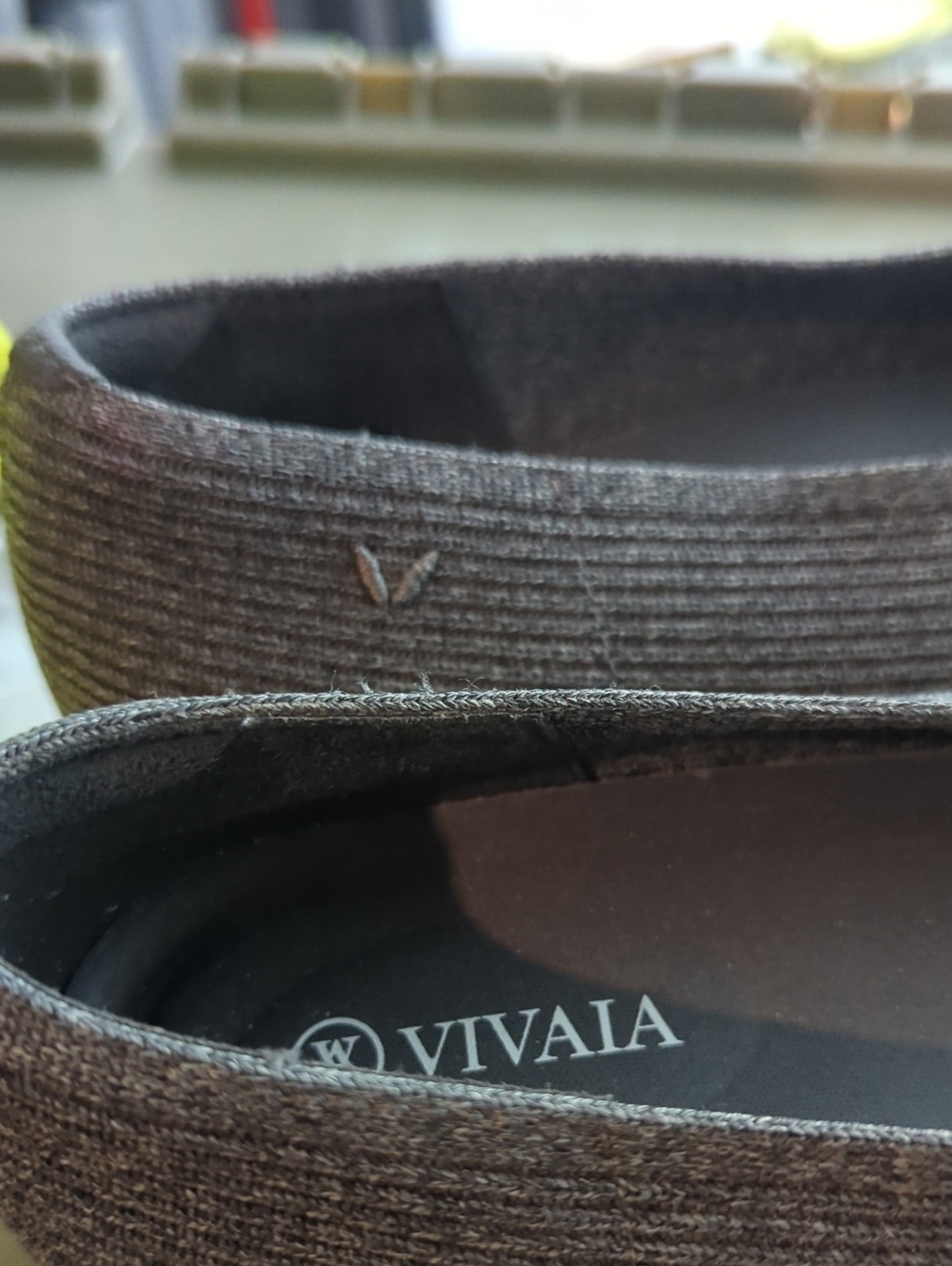 Vivaia Grey Square-Toe V-Cut Flats (Margot 2.0) Size 41.5 - Picture 5 of 7